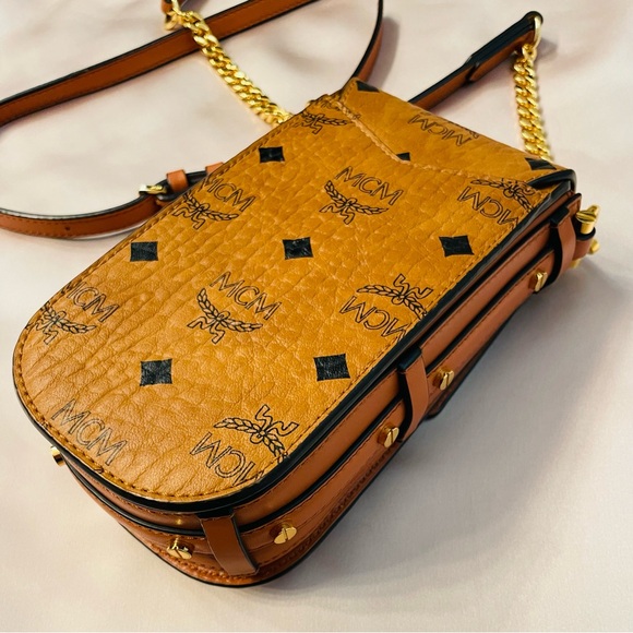 MCM Visetos Patricia Crossbody Mini - Picture 2 of 7
